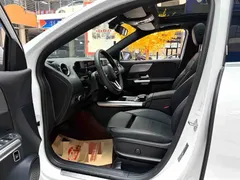 2022 Mercedes-Benz GLA 180, белый — фото 9