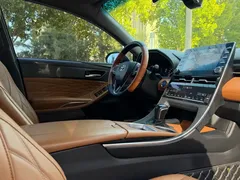 2019 Toyota Avalon Hybrid 2.5L XLE Premium, чёрный — фото 20