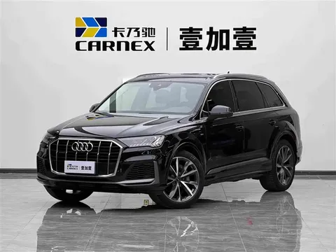2022 Audi Q7 55 TFSI quattro S line Sport