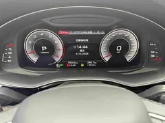 2022 Audi Q7 55 TFSI quattro S line Sport, чёрный — фото 13