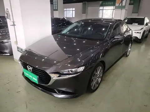 2023 Mazda 3 2.0L AT