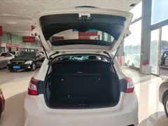 2021 Nissan Tiida 1.6L CVT, белый — фото 19