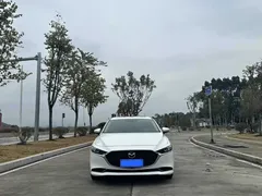 2023 Mazda 3 2.0L AT, белый — фото 2
