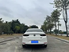 2023 Mazda 3 2.0L AT, белый — фото 5