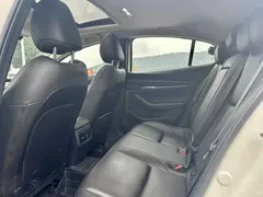 2023 Mazda 3 2.0L AT, белый — фото 8