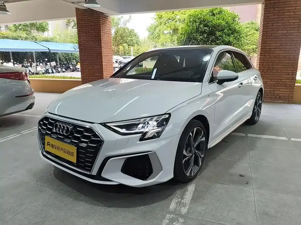 2021 Audi A3 Sportback 35 TFSI Fashion