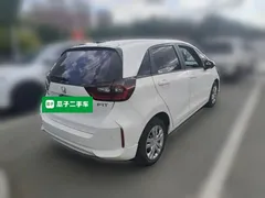 2021 Honda Fit 1.5L CVT, белый — фото 4
