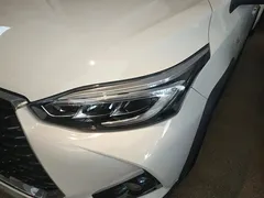 2021 Toyota Yaris L Zhixuan X 1.5L CVT Luxury, белый — фото 5