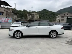 2023 Honda Accord 260TURBO, белый — фото 2