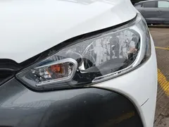2021 Toyota Yaris L Zhixuan 1.5L CVT Leading, белый — фото 5