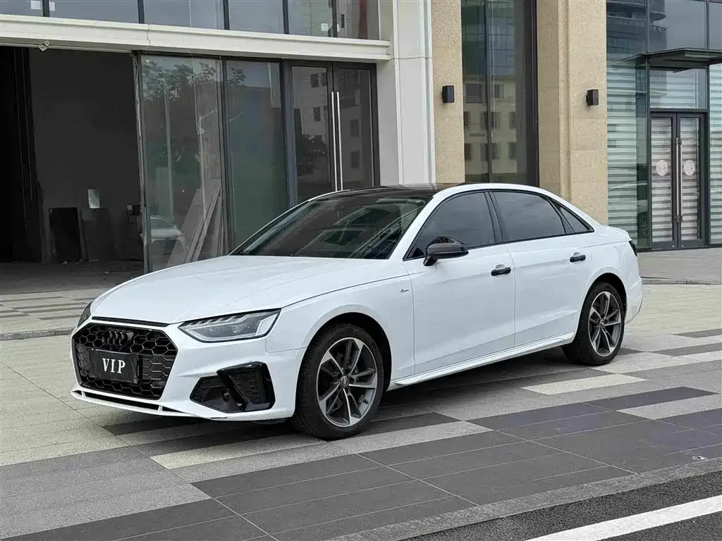 2022 Audi A4L 40 TFSI Fashion Dynamic