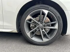 2022 Audi A4L 40 TFSI Fashion Dynamic, белый — фото 14