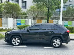 2021 Toyota RAV4 2.0L CVT 2WD Fashion, чёрный — фото 3
