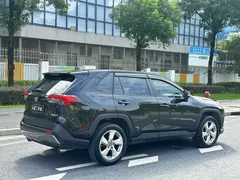 2021 Toyota RAV4 2.0L CVT 2WD Fashion, чёрный — фото 5