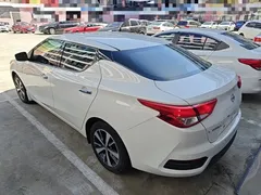 2021 Nissan Lannia 1.6L CVT Cool, белый — фото 5