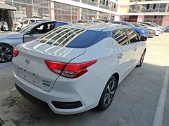 2021 Nissan Lannia 1.6L CVT Cool, белый — фото 7