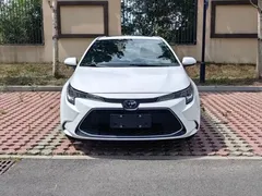 2022 Toyota Levin 185T CVT Luxury, белый — фото 2