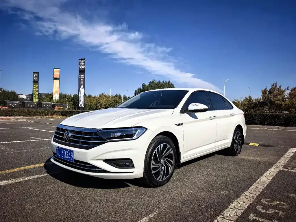 2022 Volkswagen Sagitar 280TSI DSG