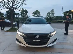 2022 Honda Accord 2.0L Hybrid, белый — фото 2