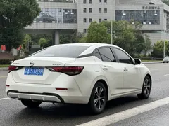 2021 Nissan Sylphy 1.6L XL CVT, белый — фото 11