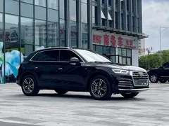 2020 Audi Q5L 45 TFSI Premium Fashion, чёрный — фото 3