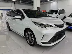 2023 Toyota Granvia 2.5L Hybrid Premium Plus, белый — фото 3