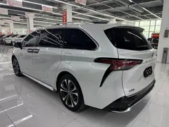 2023 Toyota Granvia 2.5L Hybrid Premium Plus, белый — фото 7