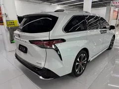 2023 Toyota Granvia 2.5L Hybrid Premium Plus, белый — фото 9