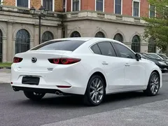 2021 Mazda 3 2.0L AT, белый — фото 8