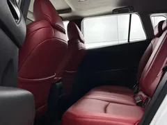 2023 Toyota Frontlander 2.0L CVT Leading, белый — фото 10