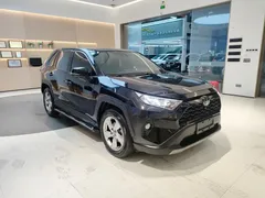 2021 Toyota RAV4 2.0L CVT 2WD Fashion, чёрный — фото 2