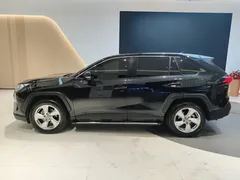 2021 Toyota RAV4 2.0L CVT 2WD Fashion, чёрный — фото 4