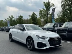2022 Audi A4L 40 TFSI Luxury Sport, белый — фото 3