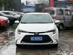 2022 Toyota Levin Hybrid 1.8H E-CVT Luxury, белый — фото 1