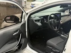 2022 Toyota Levin Hybrid 1.8H E-CVT Luxury, белый — фото 3