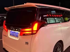 2020 Toyota Alphard 2.5L Hybrid Luxury, белый — фото 4