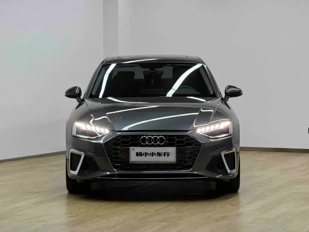 2022 Audi A4L 40 TFSI Fashion Dynamic