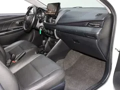 2021 Toyota Yaris L Zhixuan X 1.5L CVT Leading, белый — фото 4