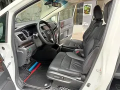 2021 Honda Odyssey 2.0L Premium, белый — фото 7