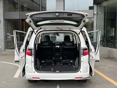 2021 Honda Odyssey 2.0L Premium, белый — фото 15