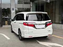 2021 Honda Odyssey 2.0L Premium, белый — фото 19