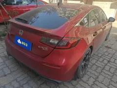 2023 Honda Civic Hatchback 2.0L e:HEV — фото 3