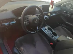 2023 Honda Civic Hatchback 2.0L e:HEV — фото 12