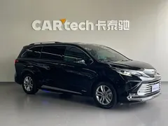2021 Toyota Sienna 2.5L Hybrid Platinum, чёрный — фото 3