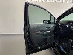 2021 Toyota Sienna 2.5L Hybrid Platinum, чёрный — фото 15