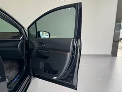 2021 Toyota Sienna 2.5L Hybrid Platinum, чёрный — фото 31