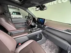2021 Toyota Sienna 2.5L Hybrid Platinum, чёрный — фото 32