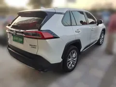 2021 Toyota Wildlander Hybrid 2.5L E-CVT 2WD Luxury, белый — фото 4