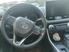 2021 Toyota Wildlander Hybrid 2.5L E-CVT 2WD Luxury, белый — фото 6