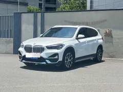 2022 BMW X1, белый — фото 1